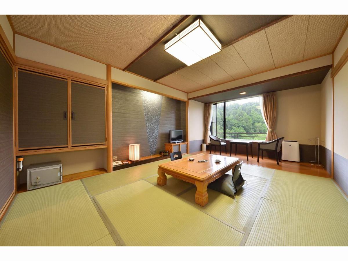 碧の美ゆゆaonobi Yuyu旧湯元白金温泉ホテル Biei Exterior foto