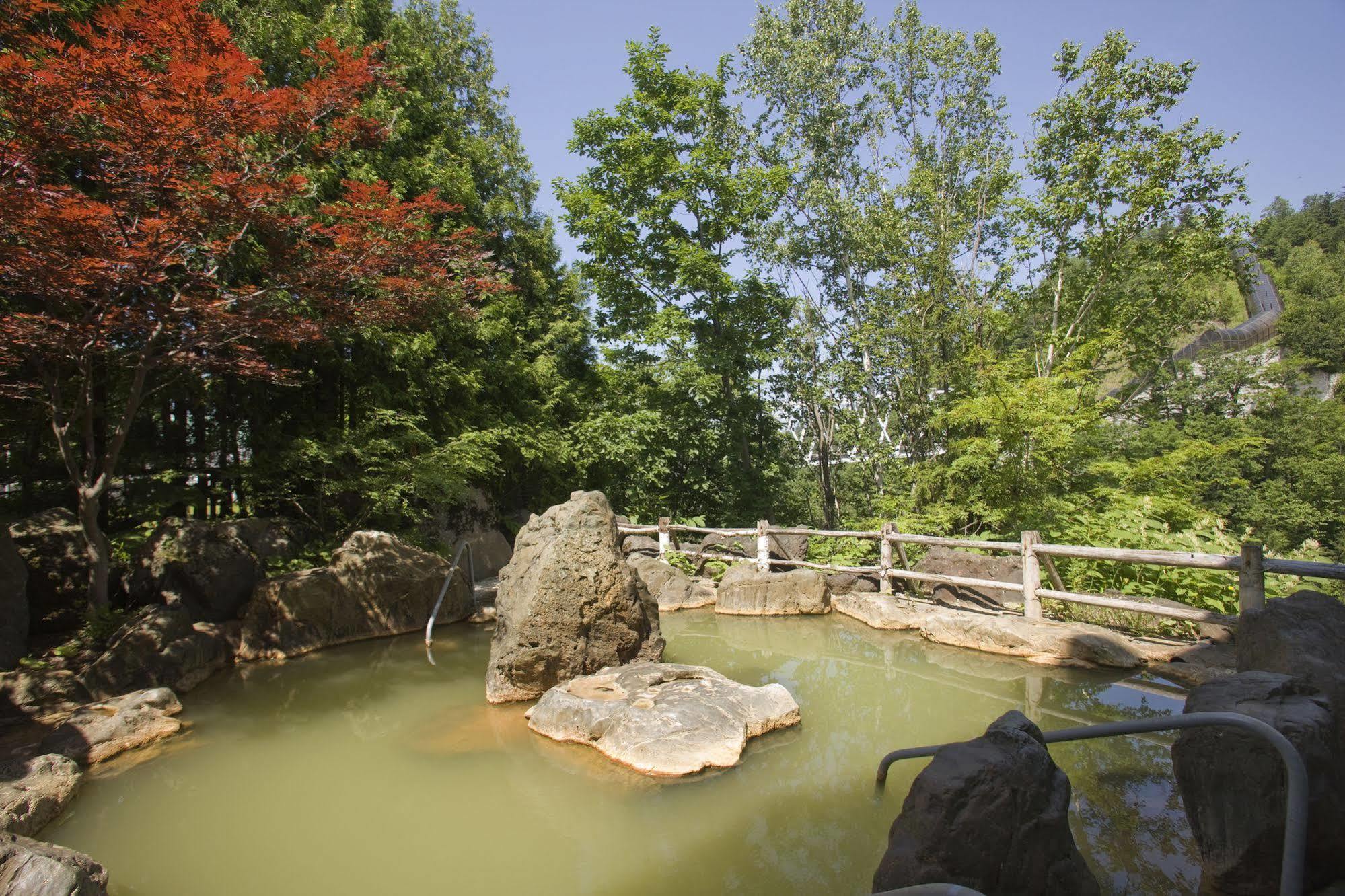 碧の美ゆゆaonobi Yuyu旧湯元白金温泉ホテル Biei Exterior foto